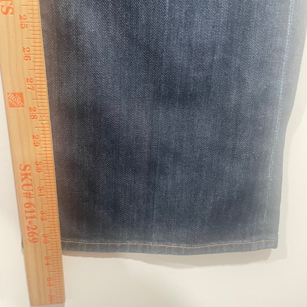 7 For All Mankind Flare Jeans Dark Wash Made in USA Size 31 (34x33) - Picture 3 of 10